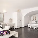 San Antonio Luxury فندق أويا