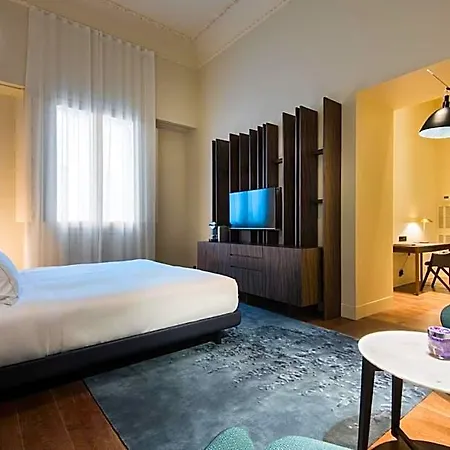 San Antonio Luxury Hotel