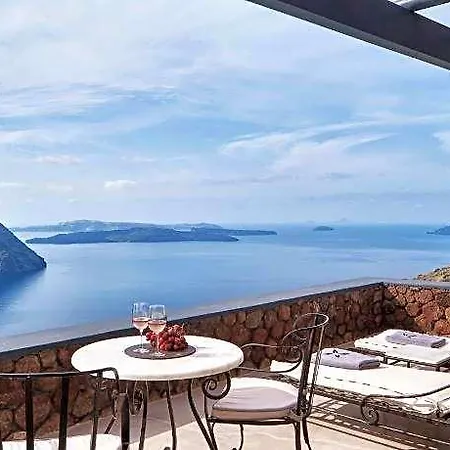 San Antonio Luxury Oia