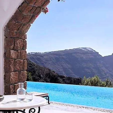 San Antonio Luxury Oia