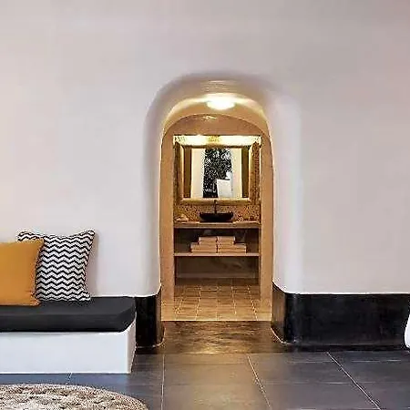Szálloda San Antonio Luxury Ía